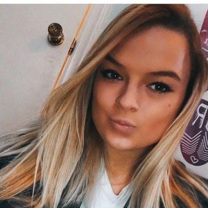 Meet your Posher, Tory